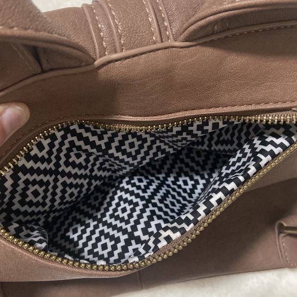 Spacious Nude Backpack - Picture 12 of 12